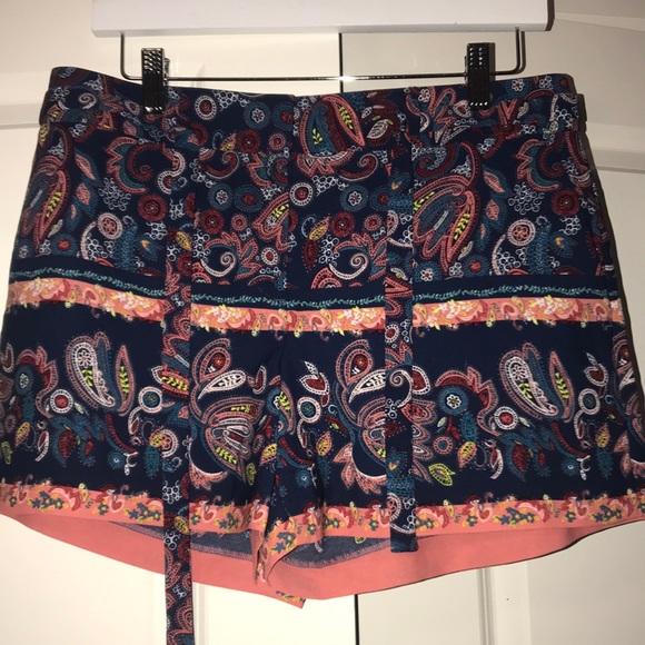 Loft paisley shorts - size 4 - Picture 1 of 5